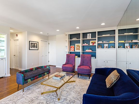 5th image of 15 Lafayette Ct APT 6D