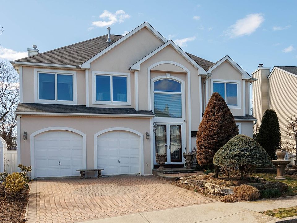 7 Crescent Cove Dr, Seaford, NY 11783 MLS 3460557 Zillow