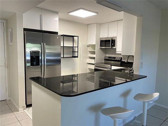 2nd image of 4334 NW 9th Ave APT 7-1E