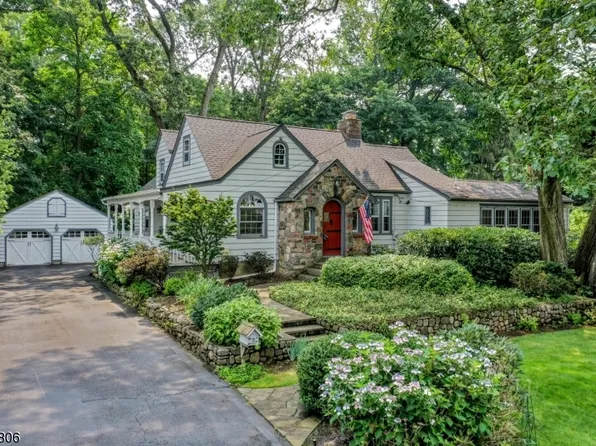 92 Island Ave, Ramsey Boro, NJ 07446