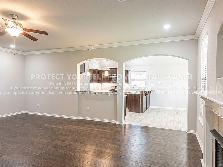 4358 W Barhem Dr — Photo 4