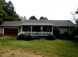 2072 Wood Lake Ln, Young Harris, GA 30582