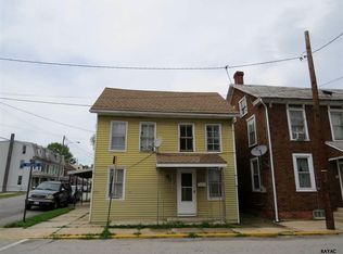 93 S East St, Spring Grove, PA 17362