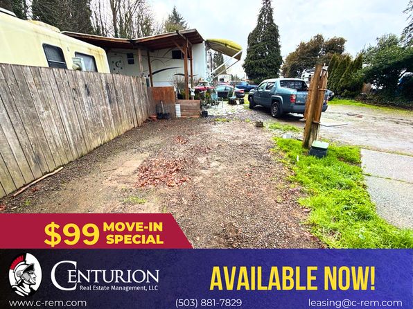 3010 Phyllis St NE APT 31