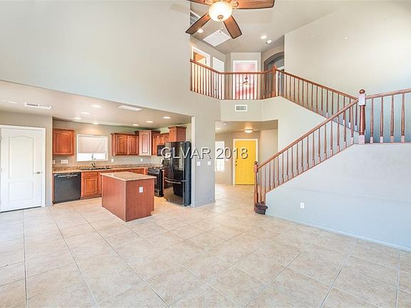 4th image of 7632 Lookout Hill St