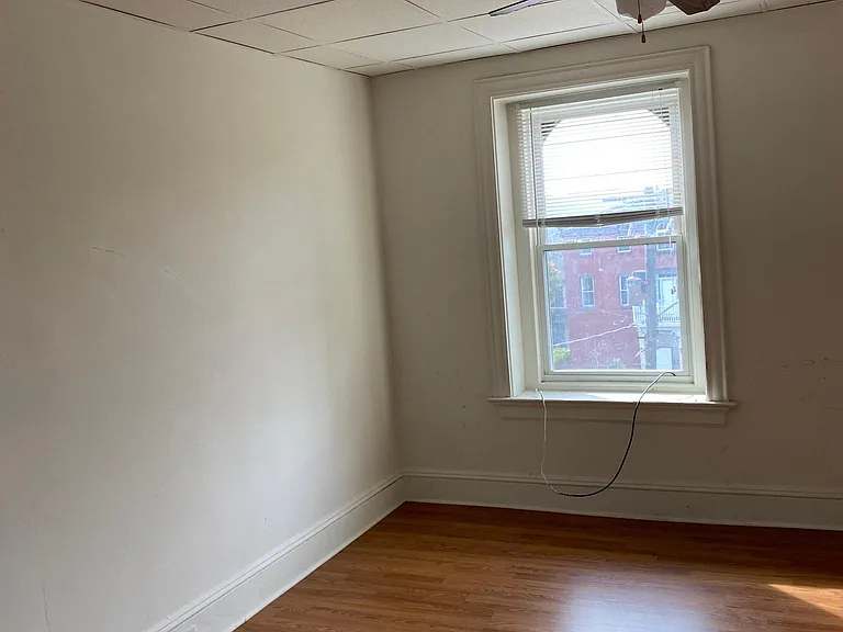 14 E Market St #5 — Photo 6