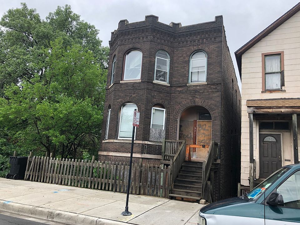 2nd image of 9240 S Brandon Ave