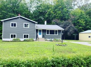 N1953 Kutz Rd, Marinette, WI 54143