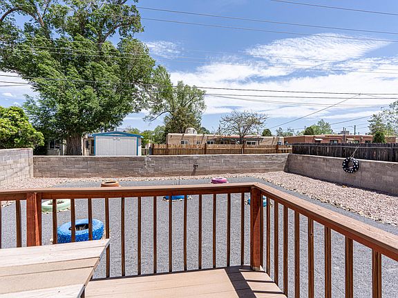 4th image of 812 Ortiz Dr NE