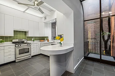 Rented by Luxian International Realty LLC