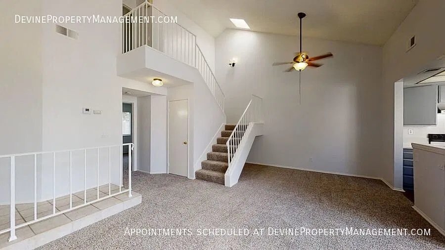 Corona Townhome — Photo 3