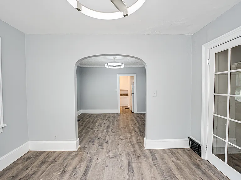 426 N Lake St #3 — Photo 4