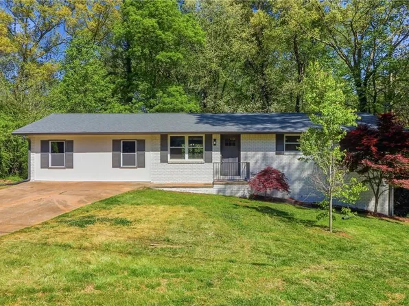 3475 Birchwood Dr, Winston, GA 30187