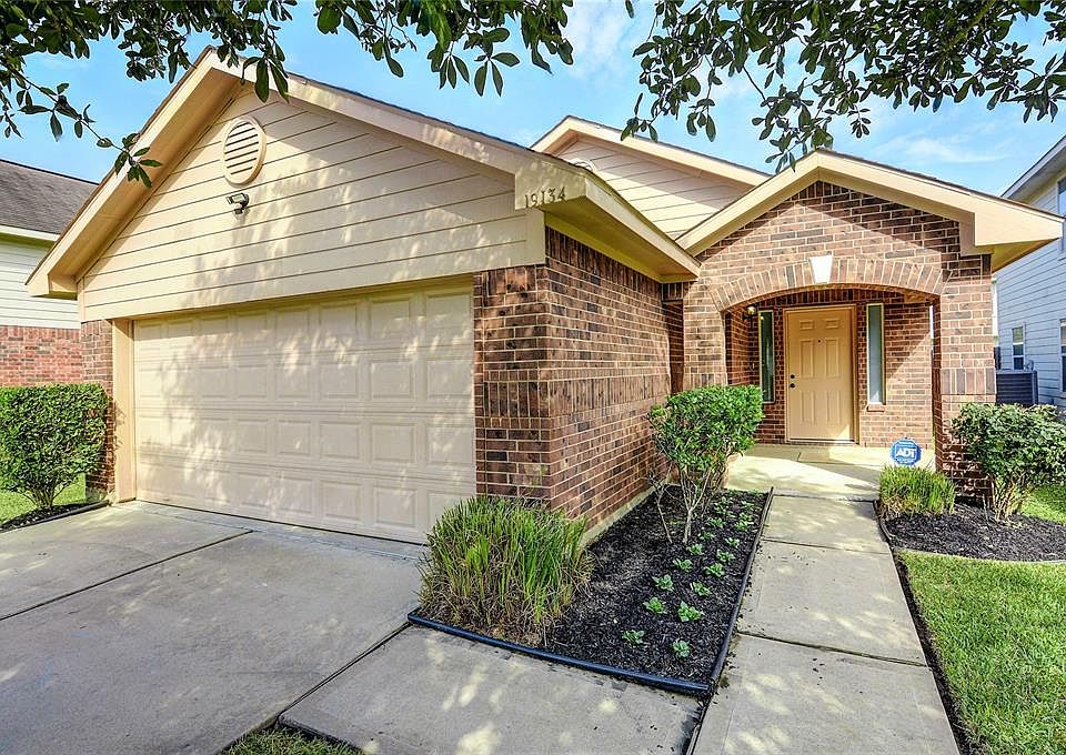 1st image of 19134 S Whimsey Dr