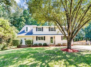 9612 Rainbrook Dr, Henrico, VA 23238