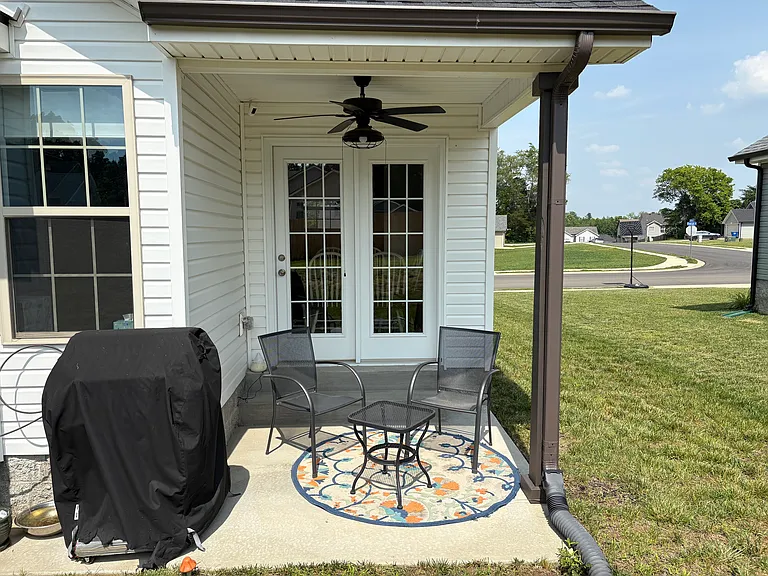 Fredrick Dr — Photo 20