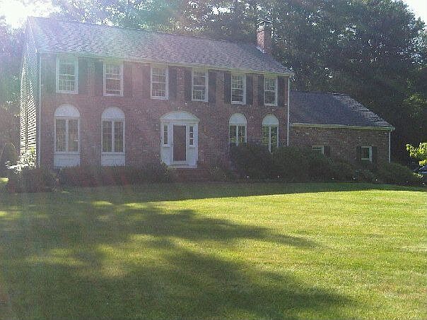 Beautiful New England Colonial