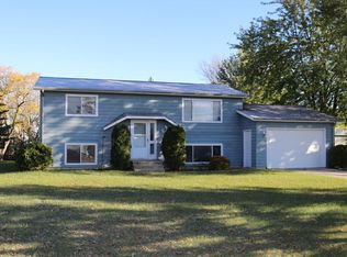 565 6th St SE, Valley city, ND 58072