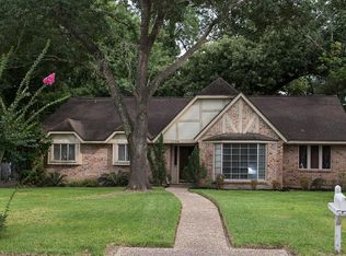 1126 Woodfield Ln, Houston, TX 77073