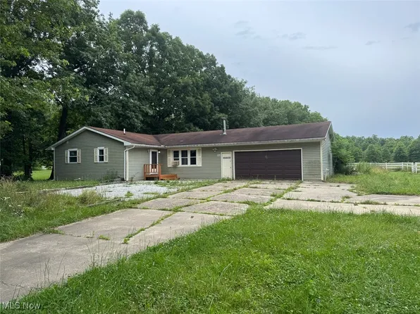 9520 Griffith Rd, Ravenna, OH 44266