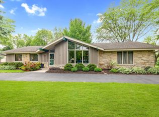 3200 Applegate Ct, Brookfield, WI 53005