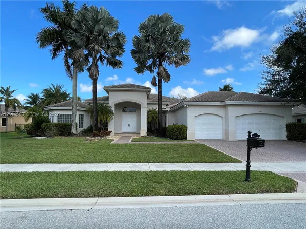 15001 SW 33rd St, Davie, FL 33331