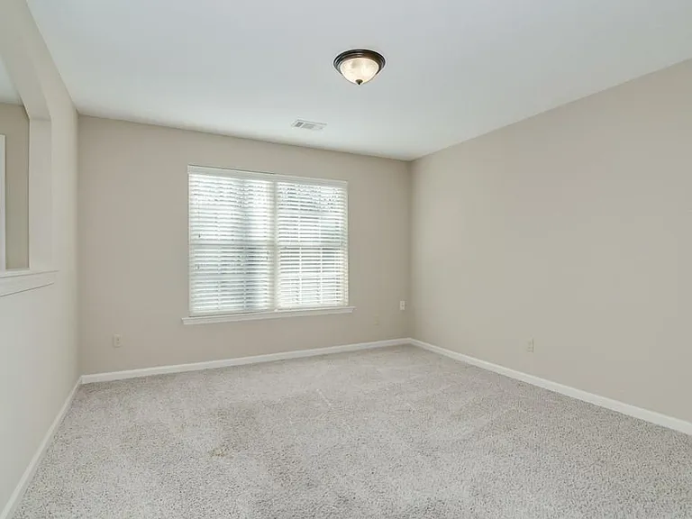 1567 Baldwin Lakes Dr — Photo 33