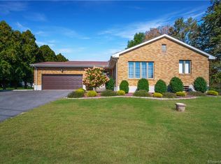 526 Randolph Rd, Middletown, CT 06457