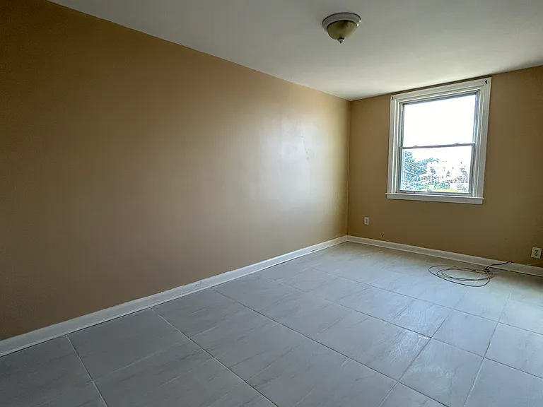 6640 Roosevelt Blvd — Photo 8