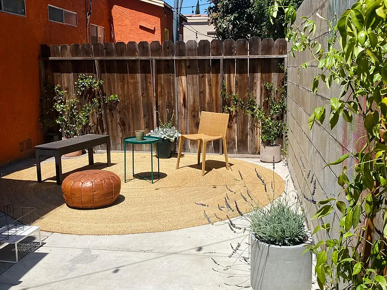 830 Laguna Ave — Photo 19