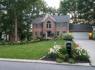 2516 Arbor Bluff Dr, Huntingdon, PA 16652
