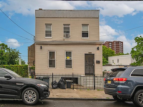 2nd image of 280 Forrest St #1