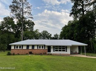 221 Spring St, Lexington, MS 39095