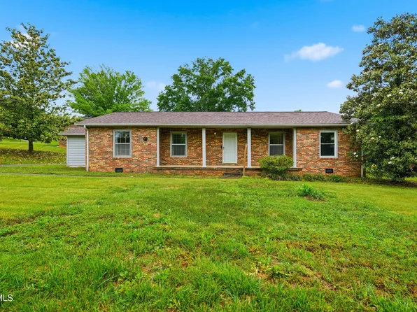 1 Hastings Ct, Johnson City, TN 37604