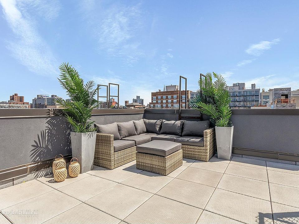 1st image of 5-28 47th Ave #1A
