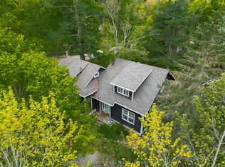 1013 Grey St, Muskoka Lakes, ON P0C1A0