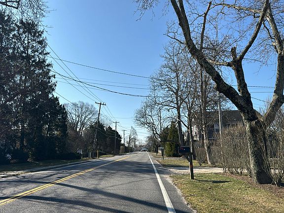 4th image of 27 Depot Rd