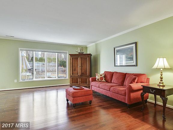 Cherry floors/Crown trim/Andersen windows