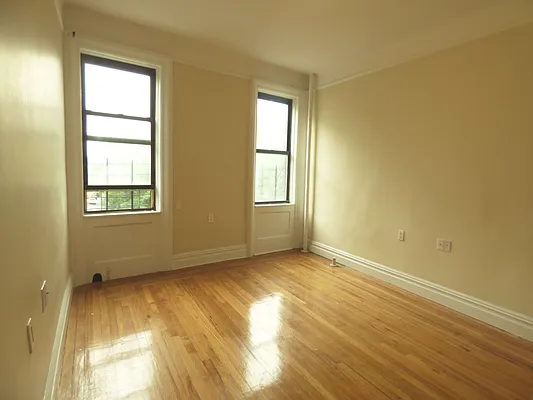 Rented by Edel Family Management | media 18