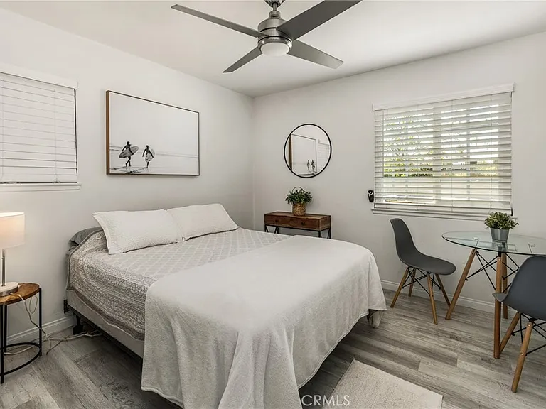 2221 E Viking Ave — Photo 41