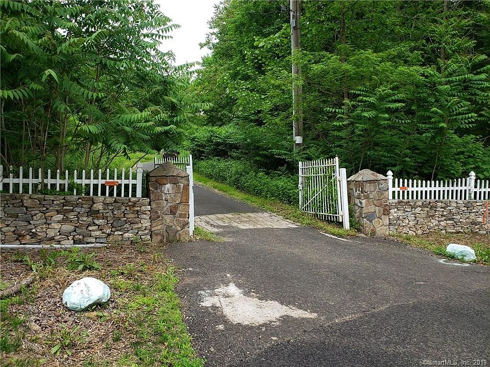 379 Brushy Plain Rd, Branford, CT 06405 Zillow