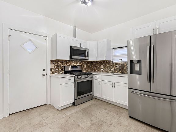 2nd image of 6555 S Vernon Ave
