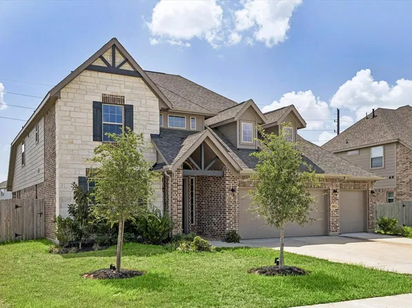 5911 Wayne Way, Rosenberg, TX 77471