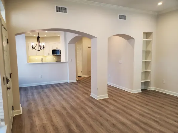 4 Indigo Run Dr APT 3622, Hilton Head Island, SC 29926