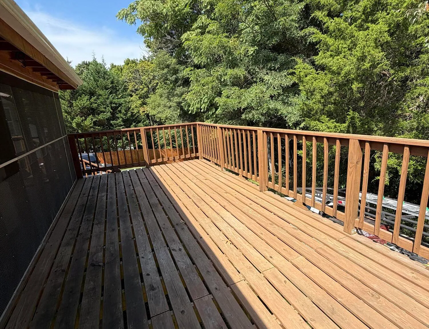 3 bed, 2.0 bath, 1292 sqft, $2,400 — Photo 4