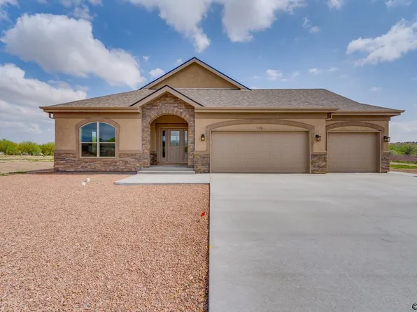 126 Rocchio Dr, Florence, CO 81226