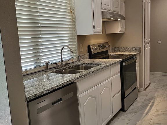 2nd image of 3009 O'Henry Dr