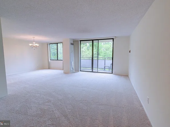 5225 Pooks Hill Rd APT 804N, Bethesda, MD 20814