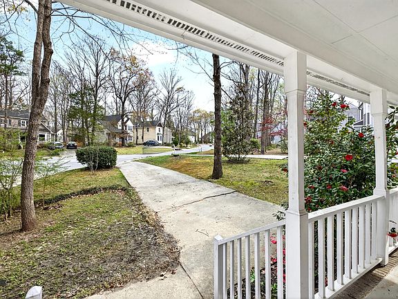 3rd image of 4949 Liverpool Ln