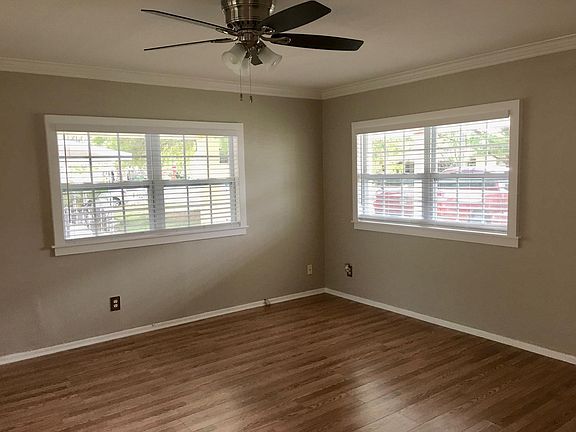 4th image of 9443 55th St
